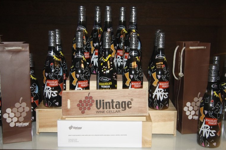 Le beaujolais nouveau debarque a Beyrouth