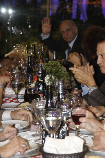 Le beaujolais nouveau debarque a Beyrouth