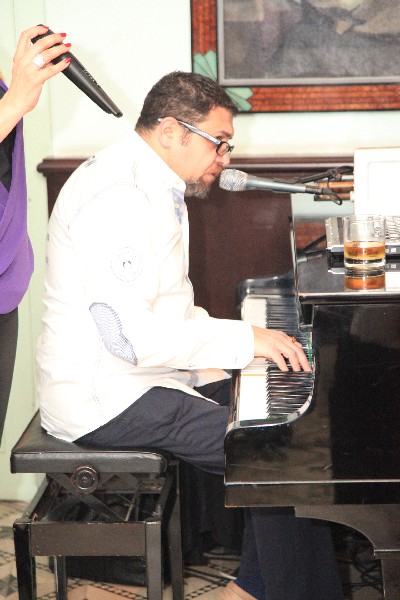 eCafe Sursock on Saturday Night