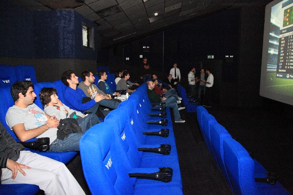 VOX  FIFA 14 Tournament 