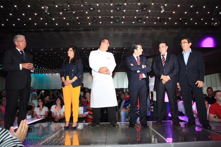 Nostalgia of the Golden Era at Phoenicia