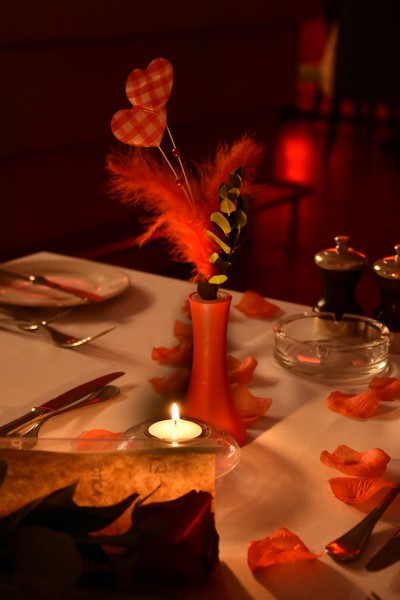 La vie en rouge at Burj on Bay 