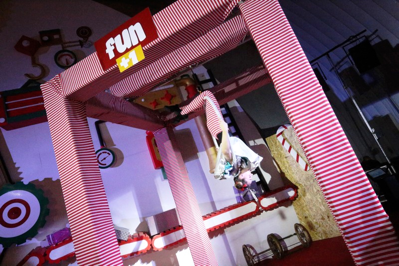 The Carnival at Santa's Factory BeitMisk