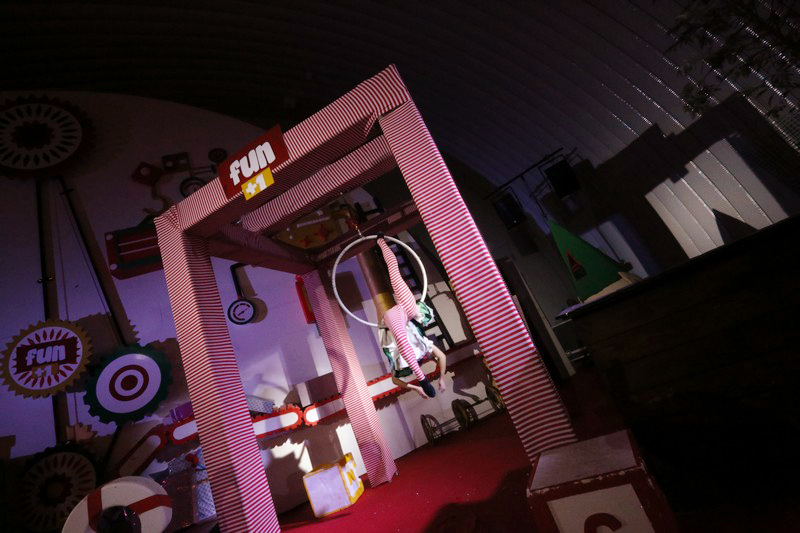 The Carnival at Santa's Factory BeitMisk