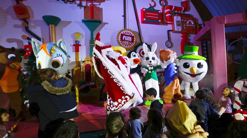 The Carnival at Santa's Factory BeitMisk