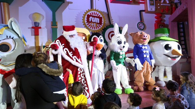The Carnival at Santa's Factory BeitMisk