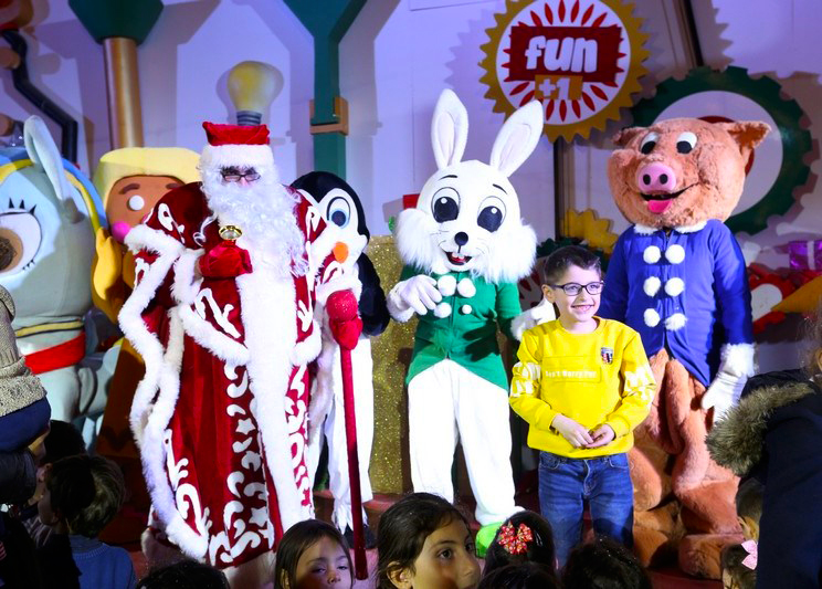 The Carnival at Santa's Factory BeitMisk