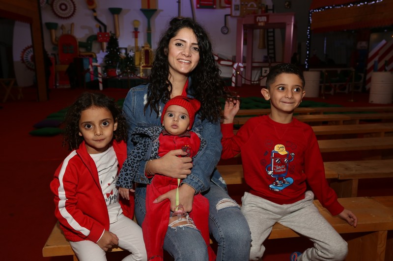 The Carnival at Santa's Factory BeitMisk