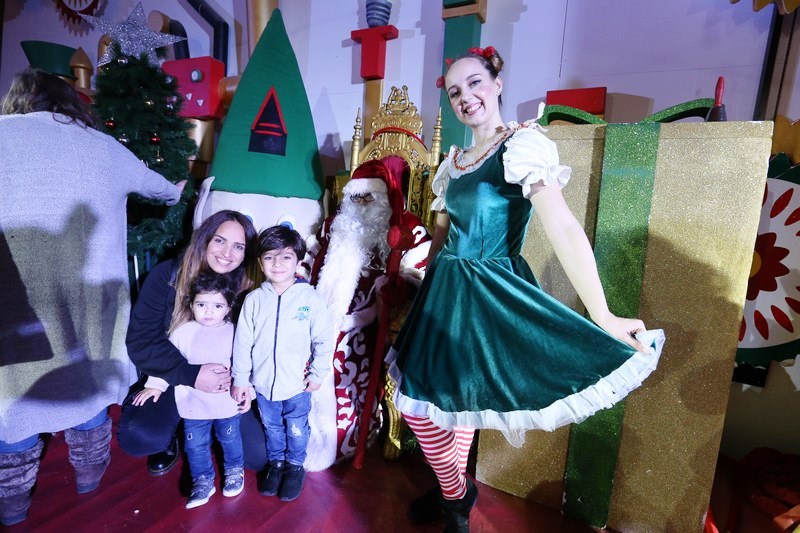 The Carnival at Santa's Factory BeitMisk