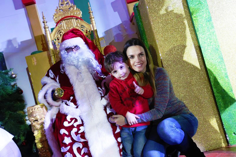 The Carnival at Santa's Factory BeitMisk