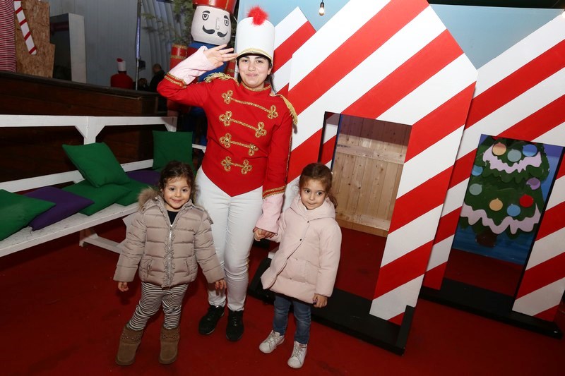 The Carnival at Santa's Factory BeitMisk