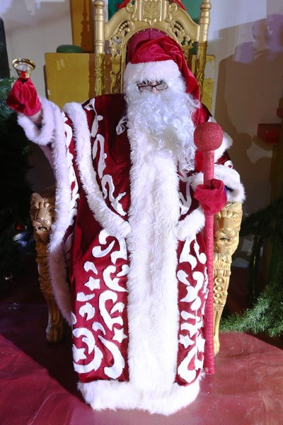 The Carnival at Santa's Factory BeitMisk