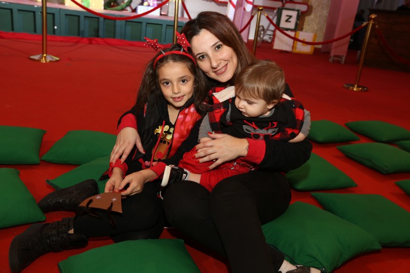 The Carnival at Santa's Factory BeitMisk
