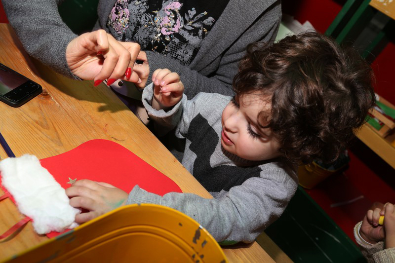 The Carnival at Santa's Factory BeitMisk