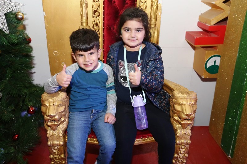 The Carnival at Santa's Factory BeitMisk