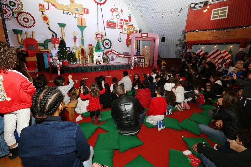 The Carnival at Santa's Factory BeitMisk