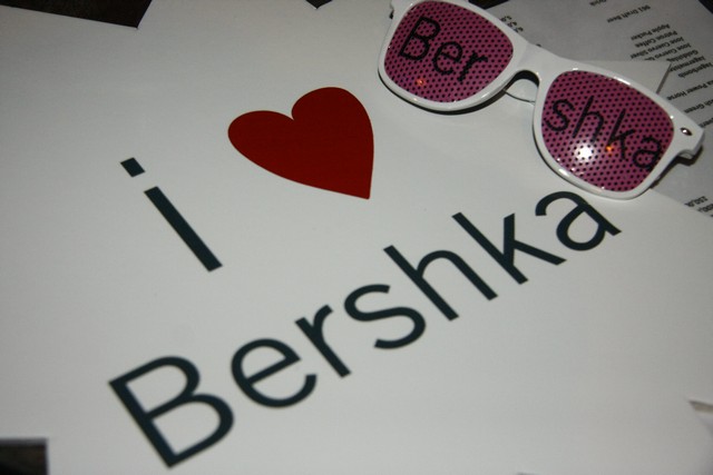 BERSHKA Girls Night Out