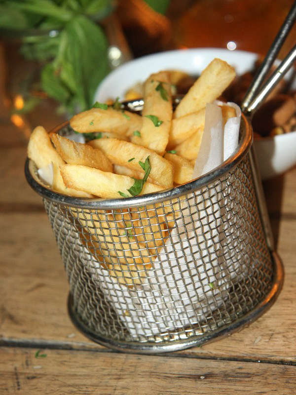 Bistrobar Live Dbayeh on Friday Night