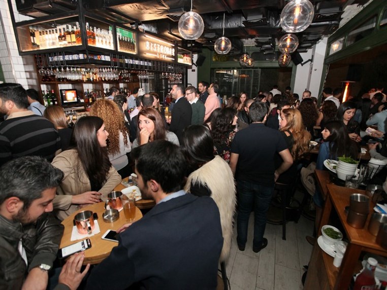 BistroBar Live Dbayeh on Saturday Night