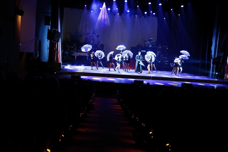 Fur The love of Broadway