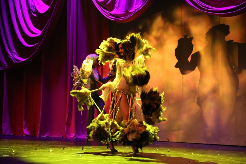 Fur The love of Broadway