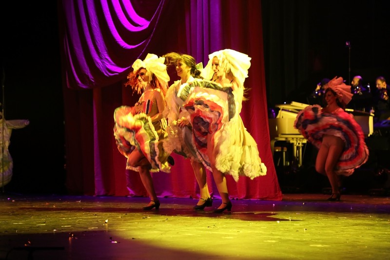 Fur The love of Broadway