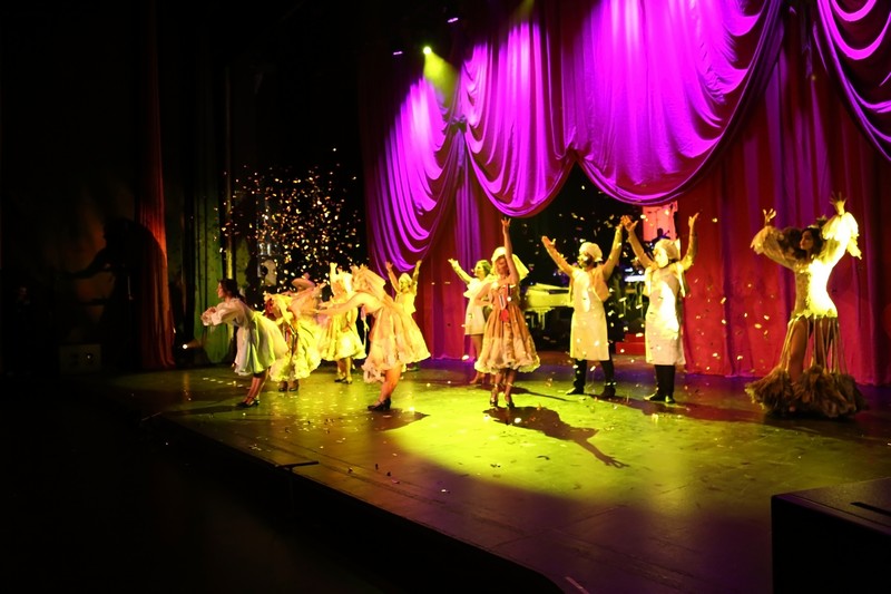 Fur The love of Broadway