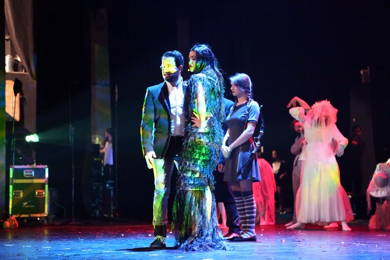 Fur The love of Broadway