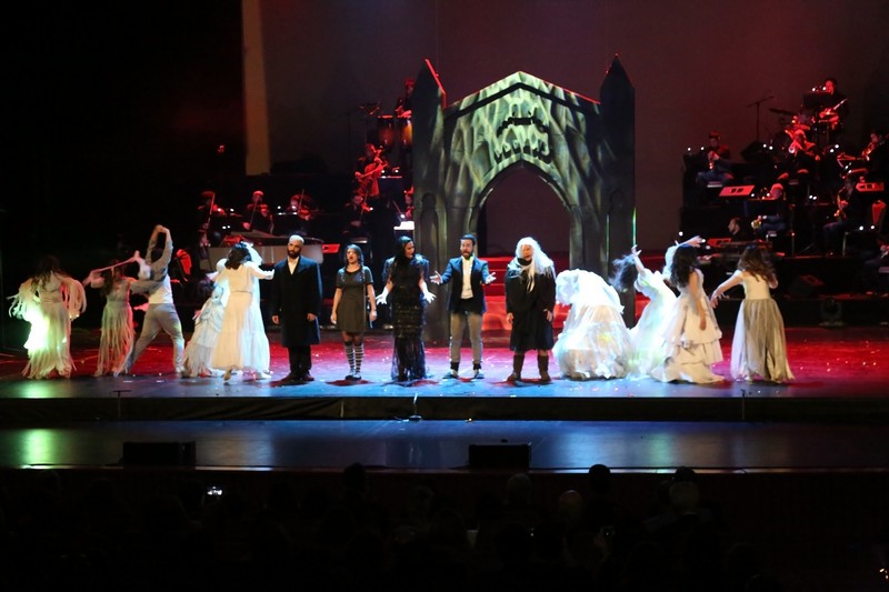 Fur The love of Broadway