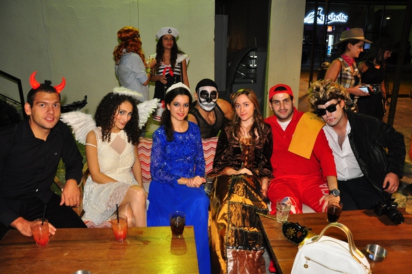 Halloween at Caipira Publicity