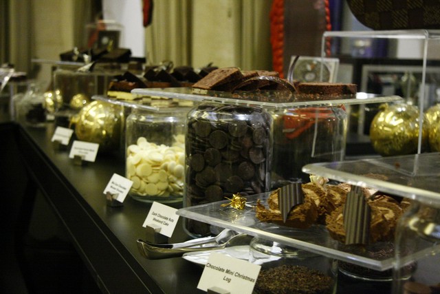 Chocolat Buffet at Cascade Lounge