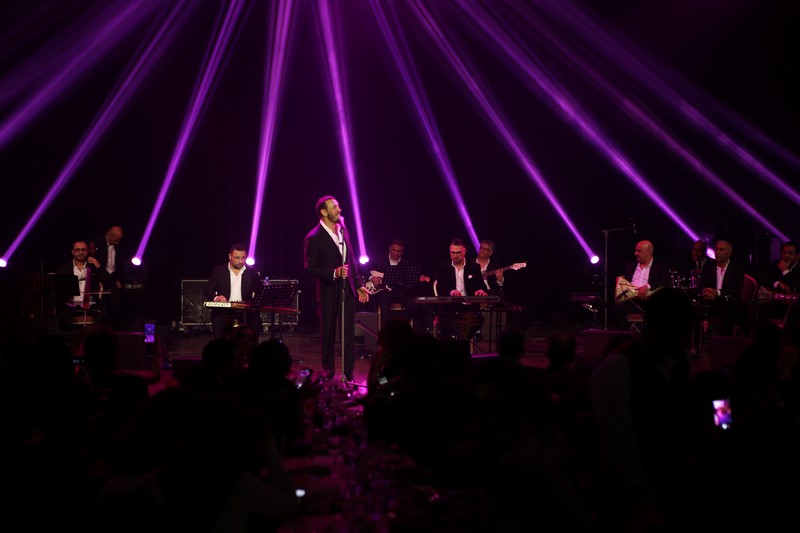 Kadim al Sahir at Casino Du Liban