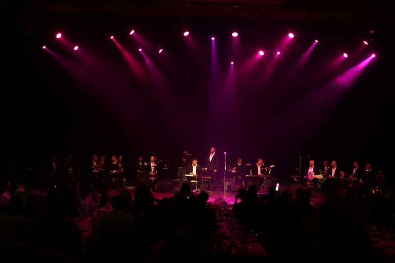 Kadim al Sahir at Casino Du Liban