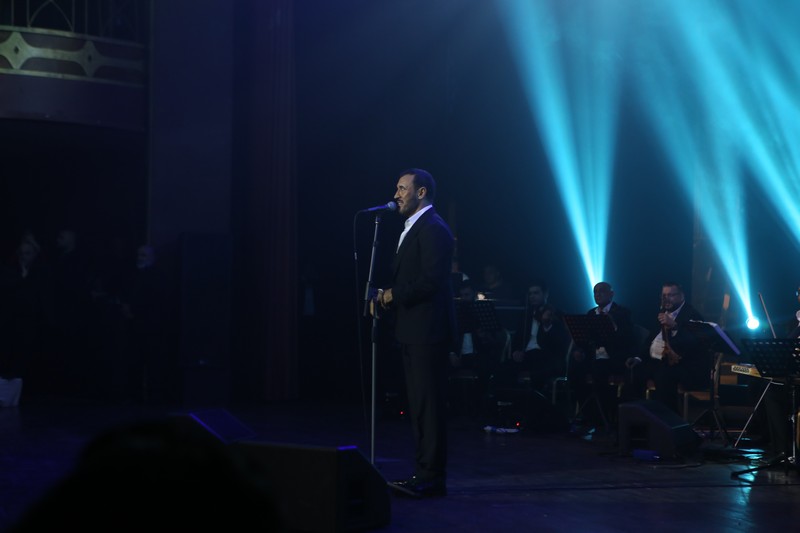 Kadim al Sahir at Casino Du Liban