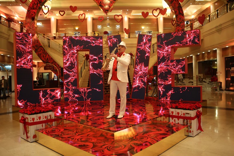 Kadim al Sahir at Casino Du Liban