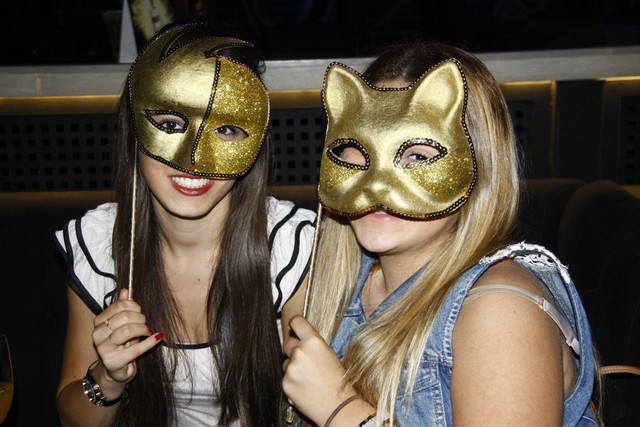 Johnnie Walker Make It Gold