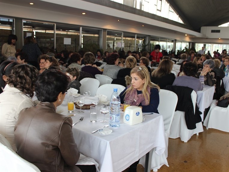 Chaine de Amis Conference et Dejeuner 