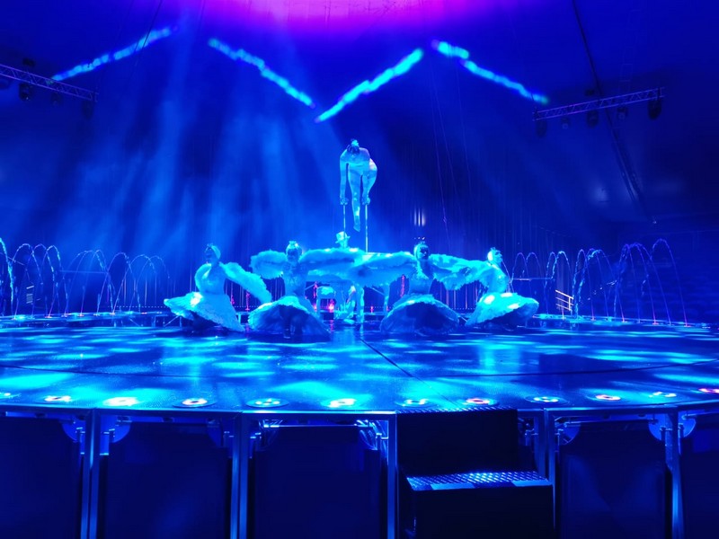 FONTANA by Cirque Du Liban