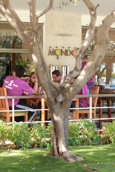 Breakfast at Caffe Mondo