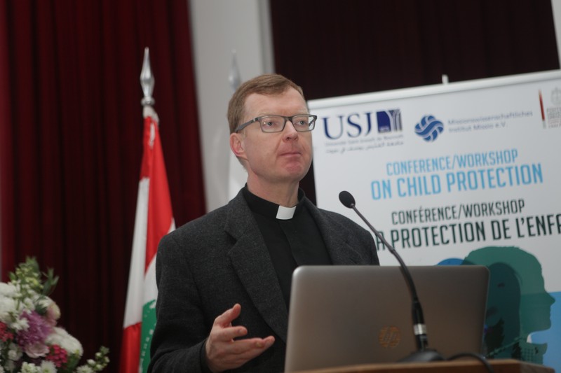 Conference on Child Protection at USJ Liban 