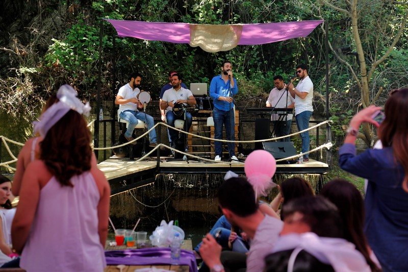 Crocus Sous Le Pont Opening 