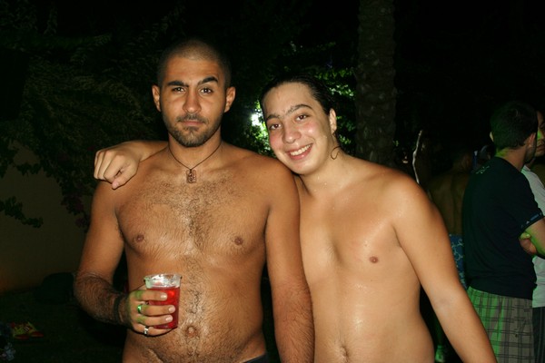Vamos A La Playa IV