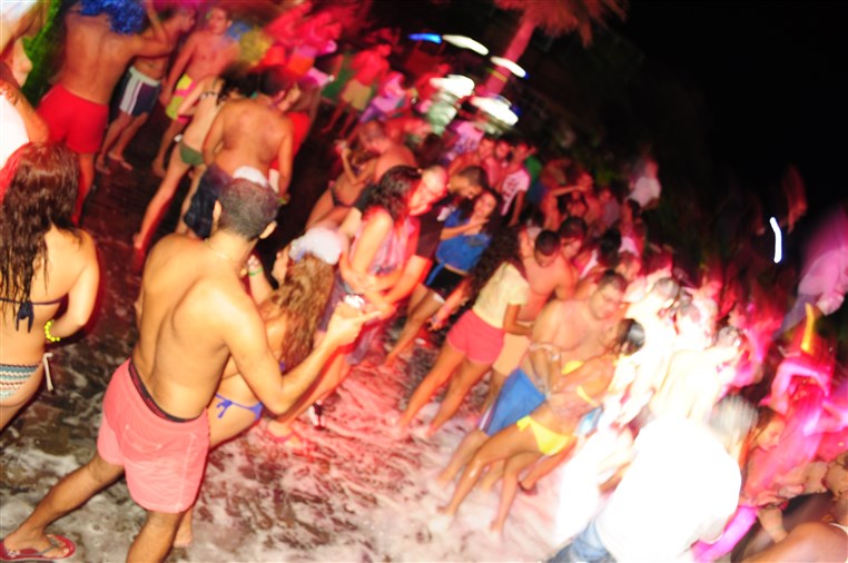 Largest FOAM Party 4 Part 1