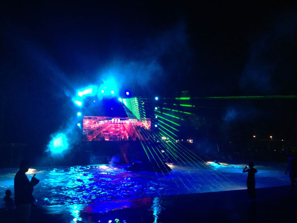 Superflying Water Show