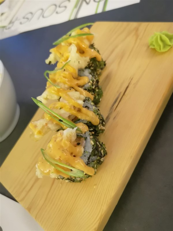 Mon Maki A Moi Special Sushi Sunset at Broumana