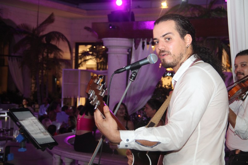 Daly Gana Live at Amethyste