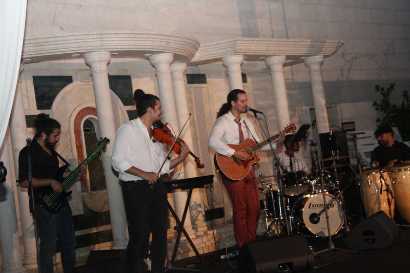 Daly Gana Live at Amethyste