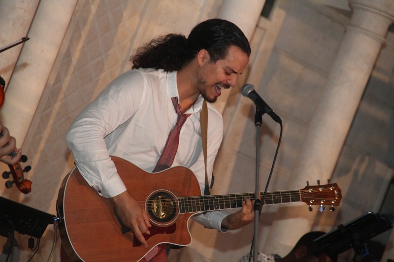 Daly Gana Live at Amethyste
