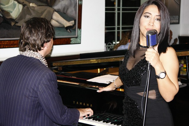 eCafe Sursock on Friday Night