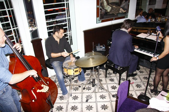 eCafe Sursock on Friday Night